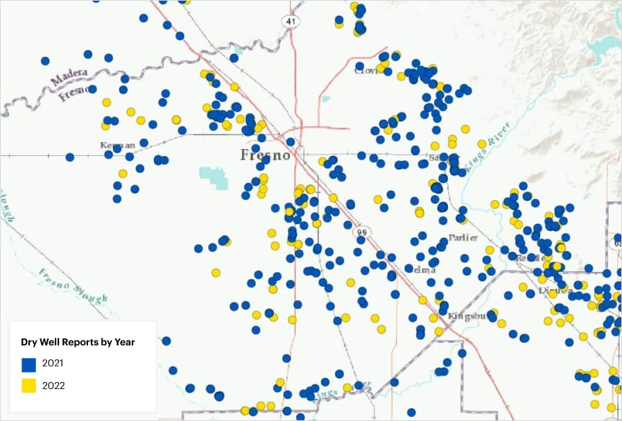 A map of the Fresno, CA area with yellow and blue dots indicating all the places where wells have been reported to have run dry.