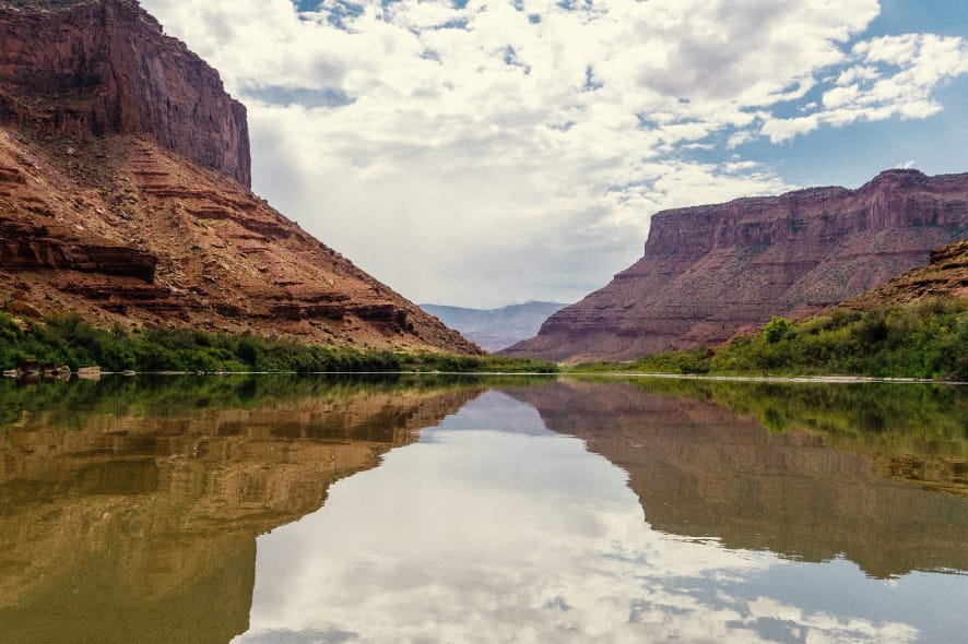 Tackle 'Abuse of Water' by Big Ag and Big Oil, Advocates Say Amid Colorado  River Fight